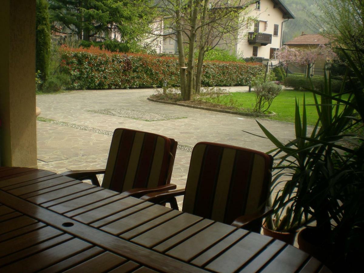 Casa Vacanze Donatella Carenno Exterior foto